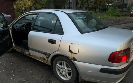 Mitsubishi Carisma I, 2000 год, 85 000 рублей, 3 фотография