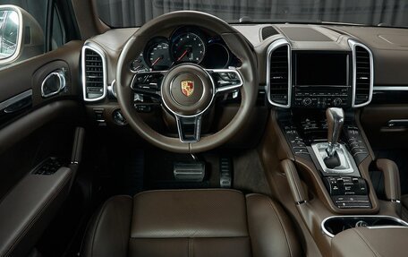 Porsche Cayenne III, 2015 год, 5 999 000 рублей, 26 фотография