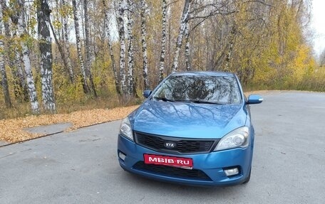 KIA cee'd I рестайлинг, 2010 год, 870 000 рублей, 1 фотография