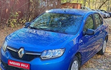 Renault Logan II, 2016 год, 850 000 рублей, 1 фотография