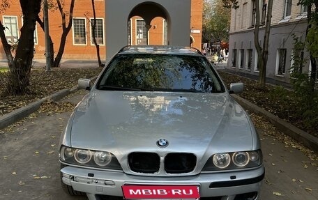 BMW 5 серия, 2001 год, 450 000 рублей, 1 фотография