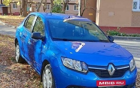 Renault Logan II, 2016 год, 850 000 рублей, 2 фотография