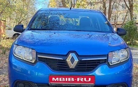 Renault Logan II, 2016 год, 850 000 рублей, 3 фотография