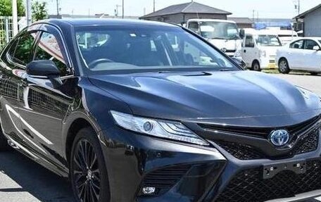 Toyota Camry, 2021 год, 2 040 000 рублей, 2 фотография