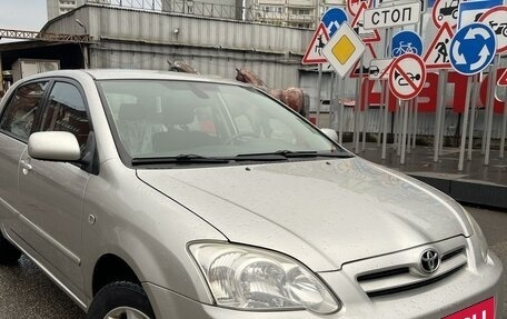 Toyota Corolla, 2005 год, 850 000 рублей, 4 фотография