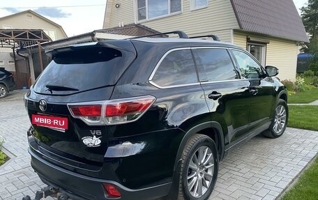 Toyota Highlander III, 2014 год, 2 700 000 рублей, 14 фотография