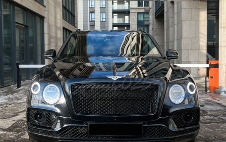 Bentley Bentayga I, 2017 год, 12 500 000 рублей, 4 фотография