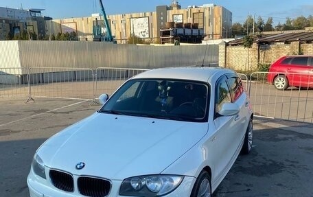 BMW 1 серия, 2010 год, 910 000 рублей, 3 фотография