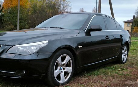 BMW 5 серия, 2008 год, 955 000 рублей, 1 фотография