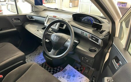 Honda Freed I, 2011 год, 1 499 999 рублей, 10 фотография