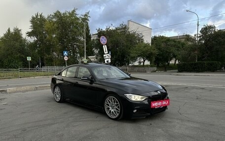 BMW 3 серия, 2011 год, 2 500 000 рублей, 3 фотография