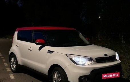 KIA Soul II рестайлинг, 2017 год, 2 050 000 рублей, 5 фотография