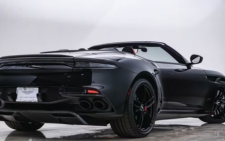 Aston Martin DBS III, 2022 год, 36 986 412 рублей, 4 фотография