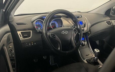 Hyundai Elantra V, 2012 год, 745 000 рублей, 9 фотография