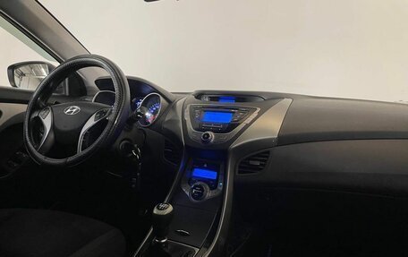 Hyundai Elantra V, 2012 год, 745 000 рублей, 12 фотография