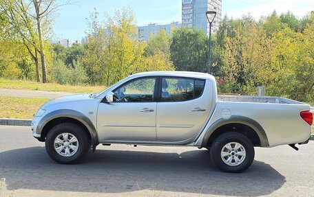 Mitsubishi L200 IV рестайлинг, 2014 год, 1 365 000 рублей, 4 фотография