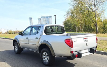 Mitsubishi L200 IV рестайлинг, 2014 год, 1 365 000 рублей, 7 фотография