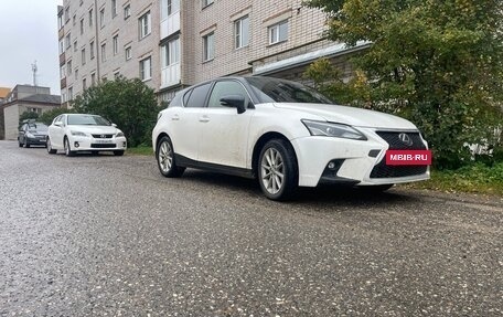 Lexus CT I рестайлинг, 2011 год, 1 650 000 рублей, 2 фотография