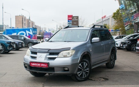 Mitsubishi Outlander III рестайлинг 3, 2005 год, 650 000 рублей, 1 фотография