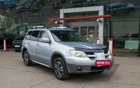 Mitsubishi Outlander III рестайлинг 3, 2005 год, 650 000 рублей, 3 фотография