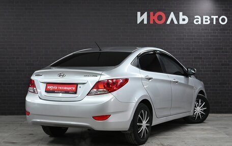 Hyundai Solaris II рестайлинг, 2012 год, 1 100 000 рублей, 7 фотография