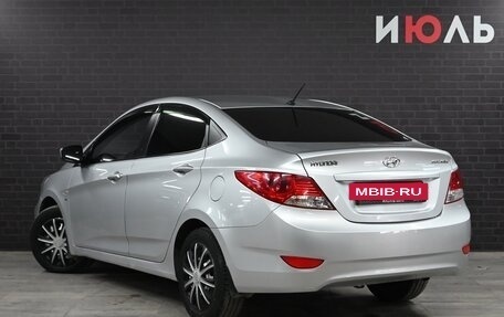 Hyundai Solaris II рестайлинг, 2012 год, 1 100 000 рублей, 6 фотография