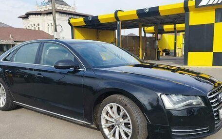 Audi A8, 2010 год, 1 960 000 рублей, 25 фотография