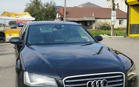 Audi A8, 2010 год, 1 960 000 рублей, 26 фотография