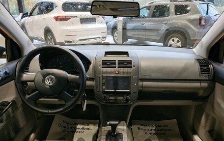 Volkswagen Polo IV рестайлинг, 2005 год, 449 000 рублей, 11 фотография