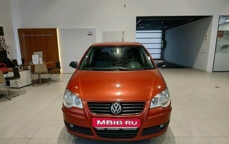 Volkswagen Polo IV рестайлинг, 2005 год, 449 000 рублей, 2 фотография