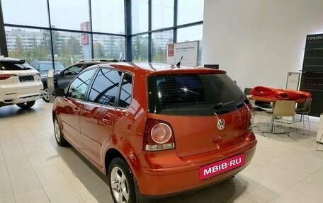 Volkswagen Polo IV рестайлинг, 2005 год, 449 000 рублей, 4 фотография