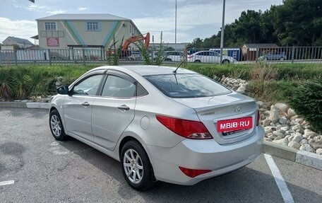 Hyundai Solaris II рестайлинг, 2015 год, 1 149 000 рублей, 9 фотография