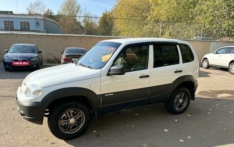 Chevrolet Niva I рестайлинг, 2018 год, 930 000 рублей, 6 фотография