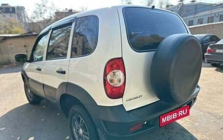 Chevrolet Niva I рестайлинг, 2018 год, 930 000 рублей, 20 фотография