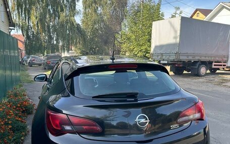 Opel Astra J, 2012 год, 975 000 рублей, 2 фотография