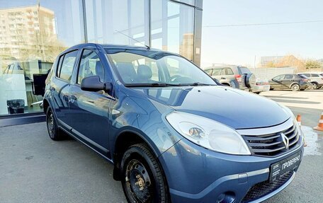 Renault Sandero I, 2013 год, 704 000 рублей, 3 фотография