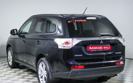 Mitsubishi Outlander III рестайлинг 3, 2012 год, 1 620 000 рублей, 7 фотография