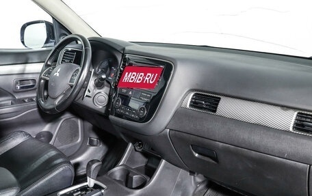 Mitsubishi Outlander III рестайлинг 3, 2012 год, 1 620 000 рублей, 9 фотография