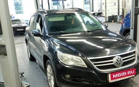 Volkswagen Tiguan I, 2010 год, 1 200 000 рублей, 2 фотография