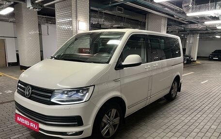 Volkswagen Multivan T6 рестайлинг, 2016 год, 4 100 000 рублей, 3 фотография