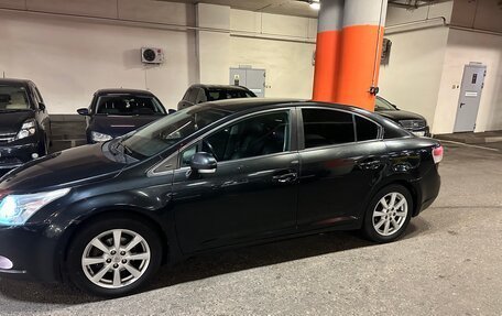 Toyota Avensis III рестайлинг, 2011 год, 1 005 000 рублей, 2 фотография