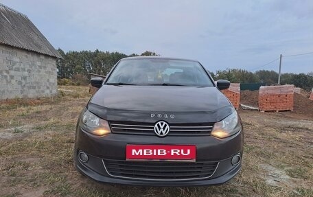 Volkswagen Polo VI (EU Market), 2014 год, 880 000 рублей, 3 фотография