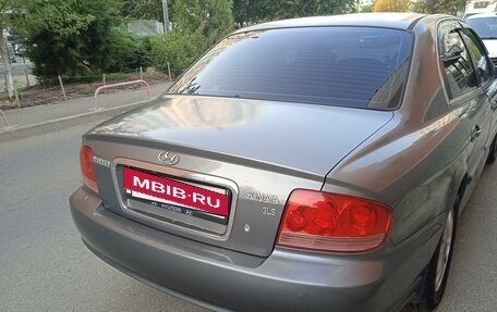 Hyundai Sonata IV рестайлинг, 2005 год, 560 000 рублей, 2 фотография