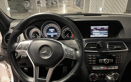 Mercedes-Benz C-Класс, 2012 год, 1 800 000 рублей, 11 фотография