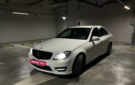 Mercedes-Benz C-Класс, 2012 год, 1 800 000 рублей, 3 фотография