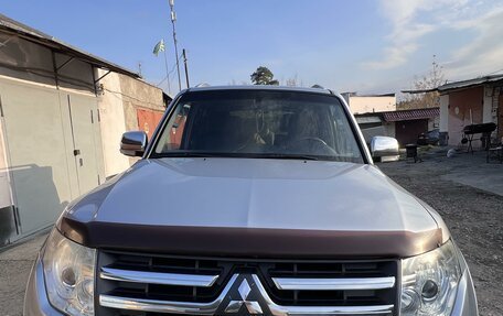 Mitsubishi Pajero IV, 2007 год, 1 500 000 рублей, 4 фотография