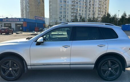 Volkswagen Touareg III, 2011 год, 1 960 000 рублей, 4 фотография