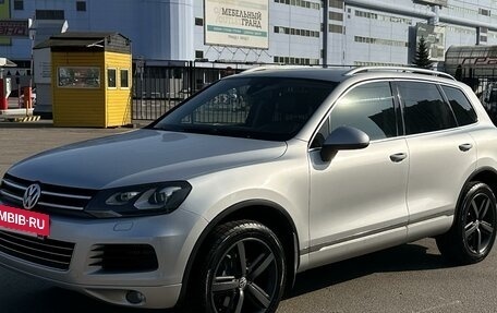 Volkswagen Touareg III, 2011 год, 1 960 000 рублей, 8 фотография