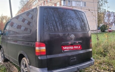 Volkswagen Transporter T5 рестайлинг, 2003 год, 950 000 рублей, 4 фотография