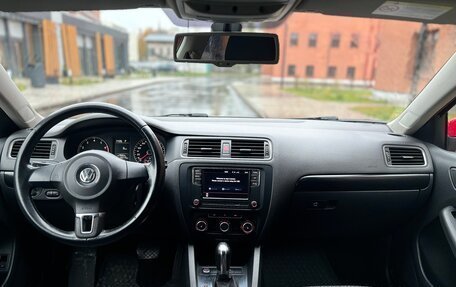 Volkswagen Jetta VI, 2011 год, 1 200 000 рублей, 6 фотография